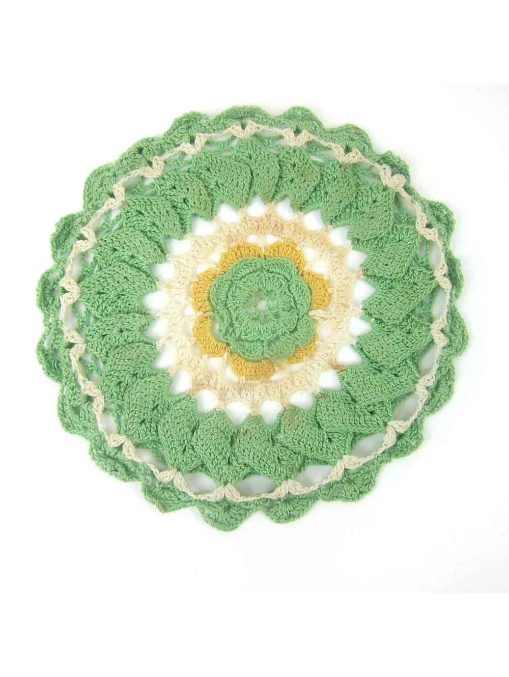 Vintage Rose Hot Plate Doily Green Flowers Yellow Cream 8